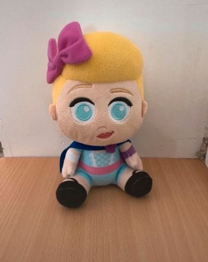 Petite Peluche la bergère toy story 4 Disney pixar