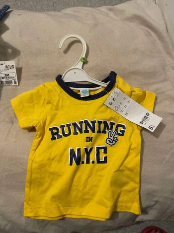 Teeshirt neuf 3 mois