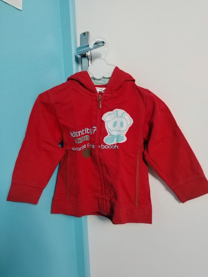 Gilet à capuche
