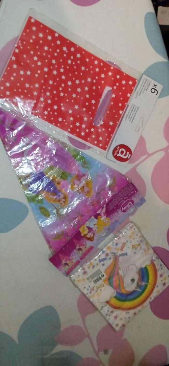 Lot anniversaire petite fille princesse licorne