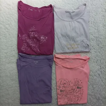 Lot 4 t-shirts 8 ans