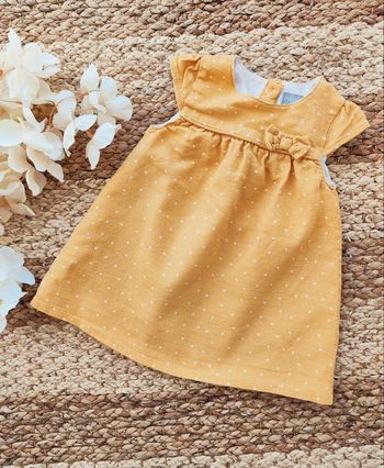 Robe manche courte printemps/été Primark 12 mois portée une seule fois