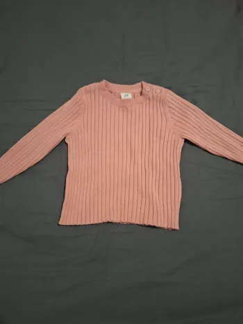 Pull rose bébé fille