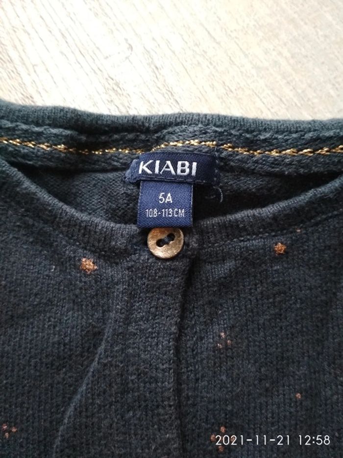 Gilet + t-shirt 4 ans - photo numéro 2