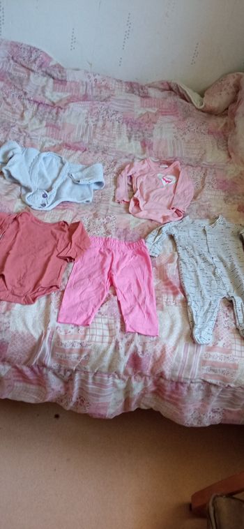 Habits 4/6 mois fille