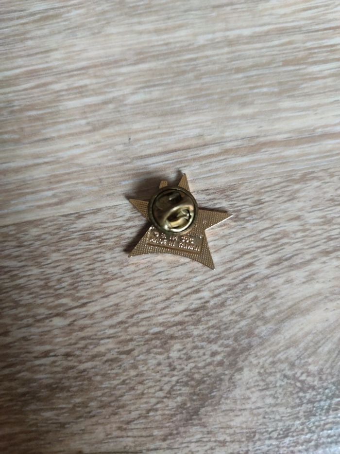 Pin's étoiles goodwill games Seattle 90 - photo numéro 2