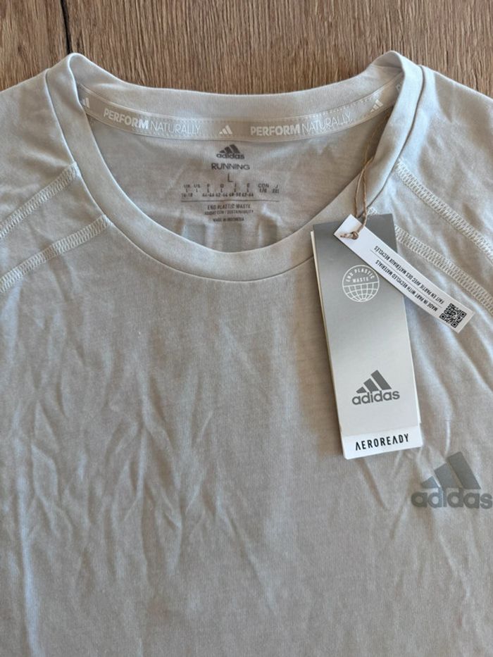 Tee shirt slim fit adidas taille L neuf avec étiquette - photo numéro 2