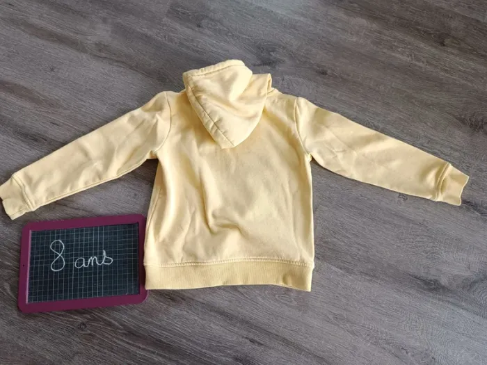 Sweat 8 ans - photo numéro 2