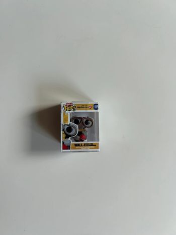 Bitty pop pixar WALL-E