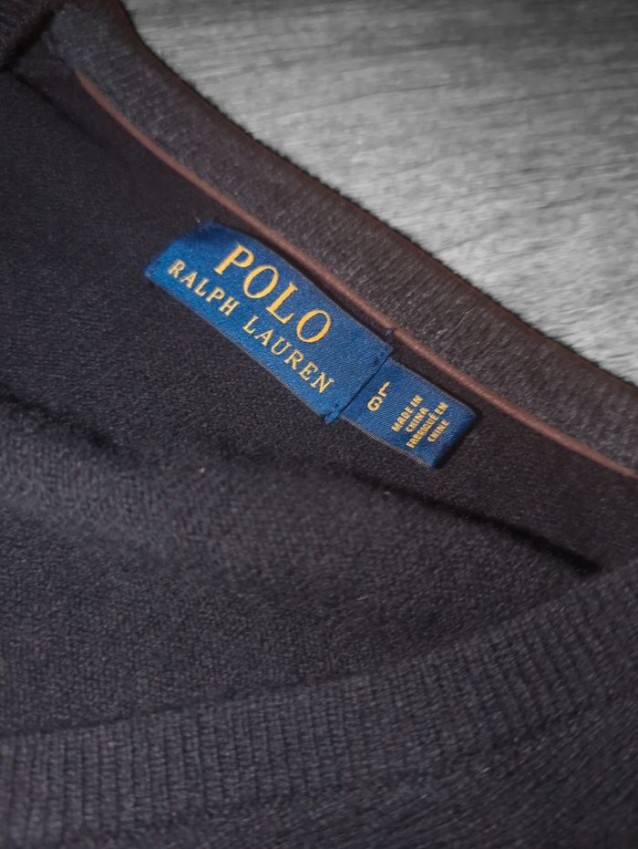 Pull Ralph Lauren noir col en V en laine - photo numéro 2