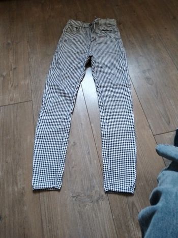 Jean à carreaux