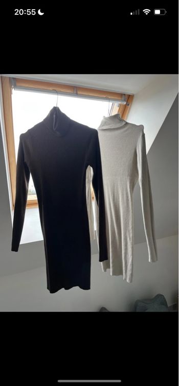 Lot 2 robes col roulé taille unique