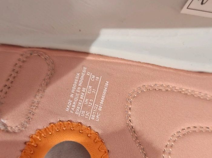Sandale scratch 🛑 prix non négociable - photo numéro 4