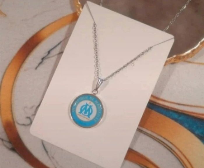 Collier olympique de Marseille - photo numéro 2
