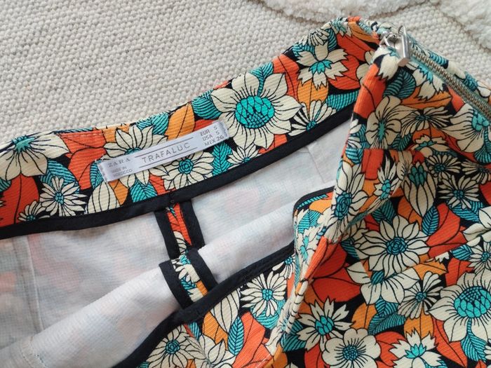 Magnifique short fleurs Zara - photo numéro 4