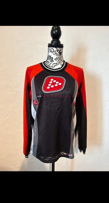 Très beau haut sport 🥰 taille S de chez decathlon