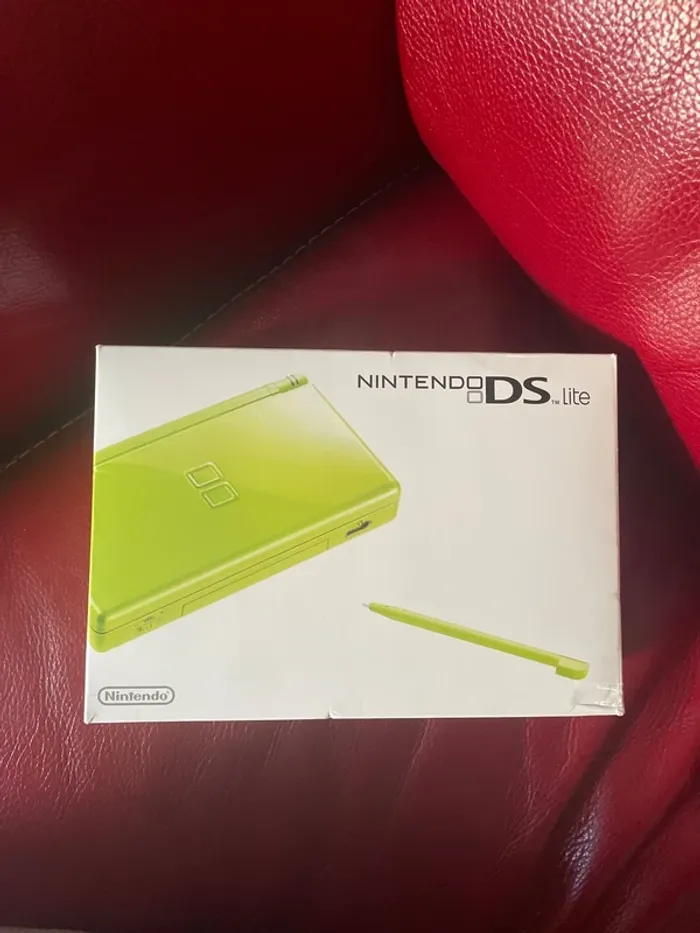 Nintendo DS Lite verte pomme 🍏 - photo numéro 8