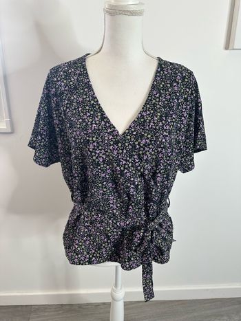 Blouse drapée à fleurs Lila et verte T40 L
