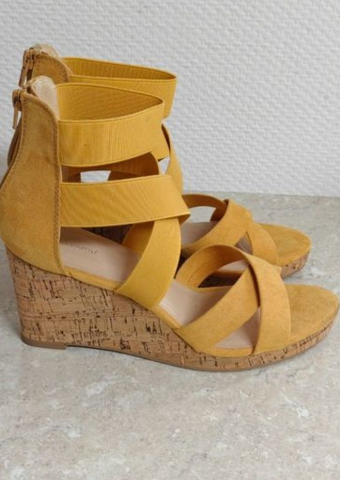 Talon nue pied femme marque Graceland taille 41 neuve