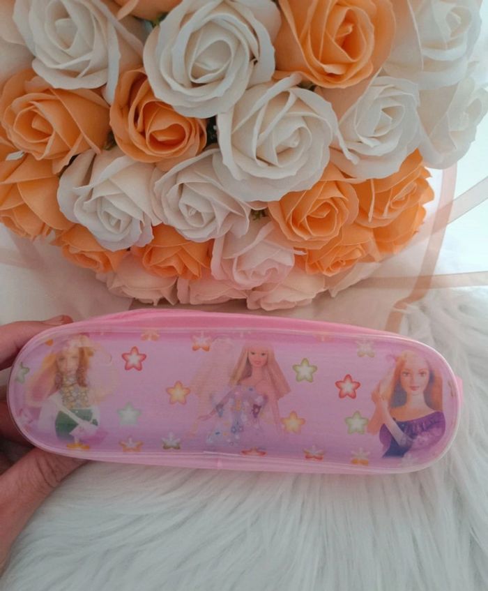 Trousse scolaire barbie - photo numéro 3