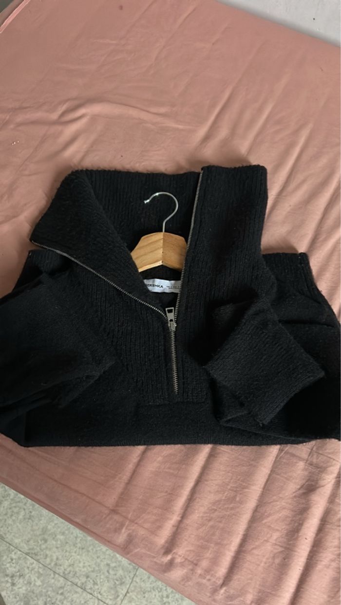 Pull en laine noire - photo numéro 6