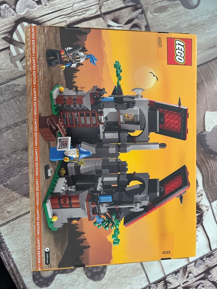 Lego 40601 l’atelier magique de majisto - photo numéro 3