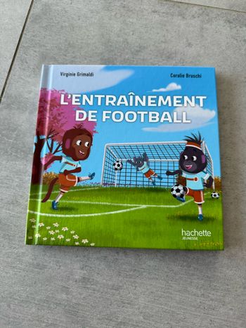 Livre l’entraînement de football collection Hachette