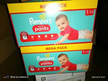 208 couches pants taille 3