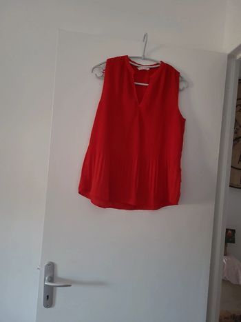 Débardeur femme été manche courte rouge plissé TBE taille 34 Camaieu