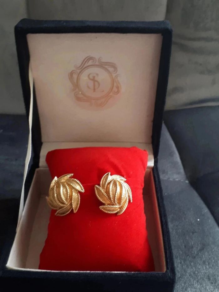 Boucle d'oreille vintage plaqué or - photo numéro 8