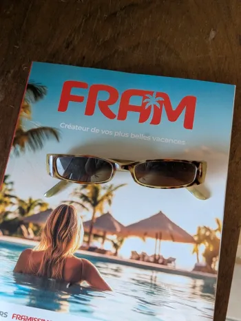 Lunettes de soleil grossisante