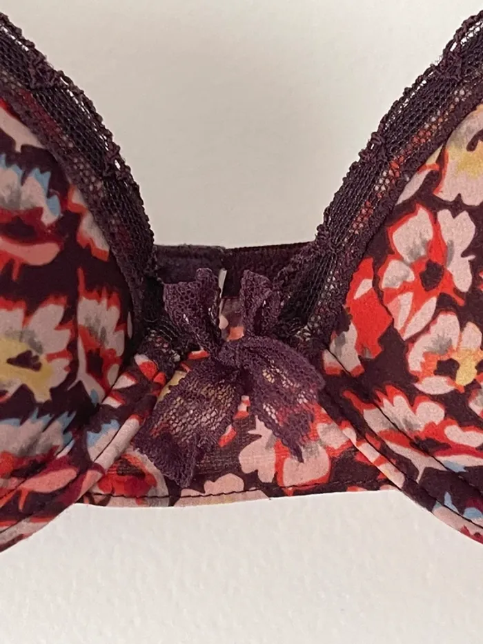Joli soutien-gorge fleuri Miss Helen de chez Monoprix aux couleurs de l’automne 90B - photo numéro 3