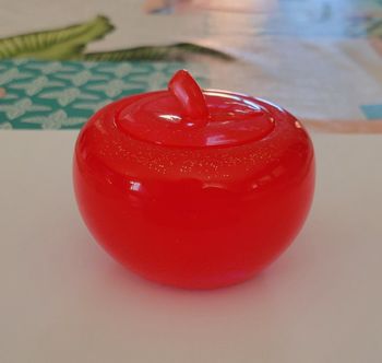 deco pomme rouge petite boite