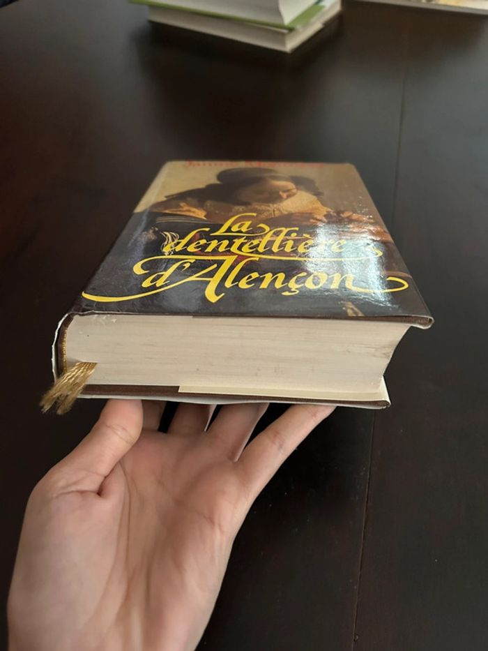 Livre la dentellière d’Alençon de Janine montupet - photo numéro 4