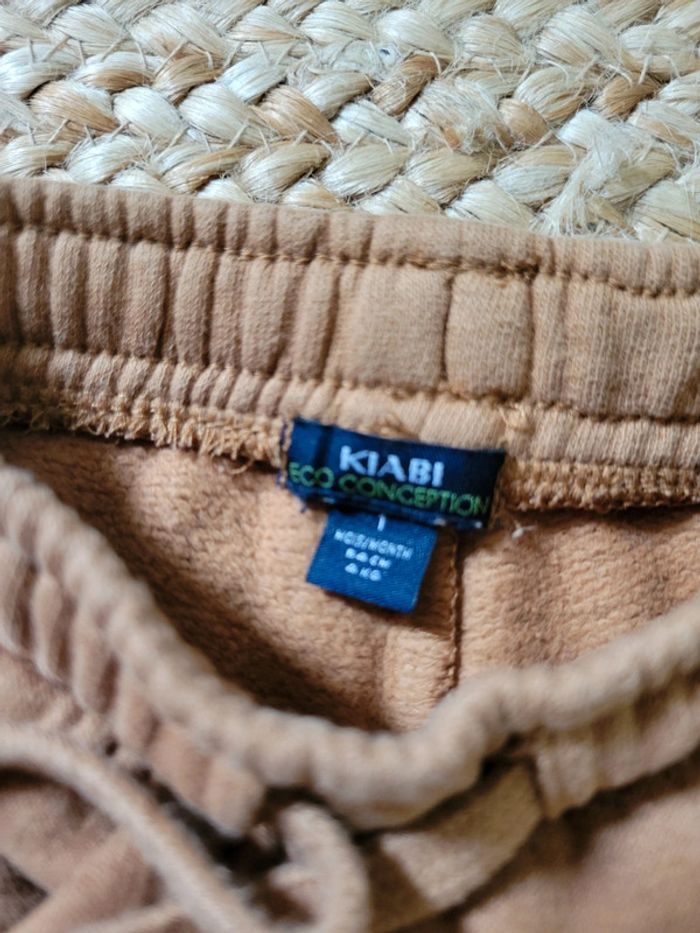 Lot 2 pantalons 1 mois - photo numéro 3