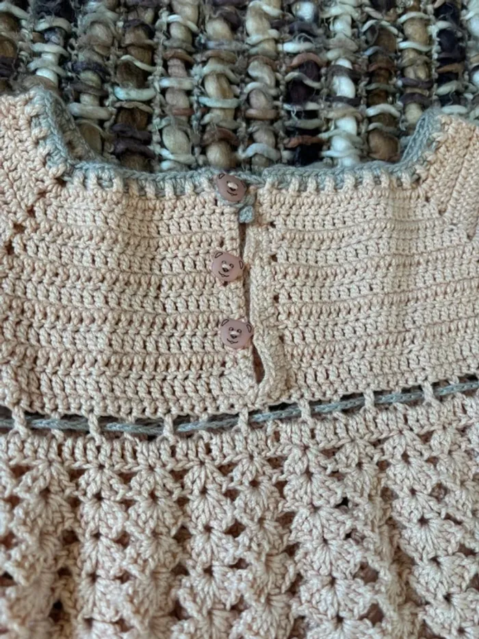 Robe en crochet fait main 2/3 ans - photo numéro 4