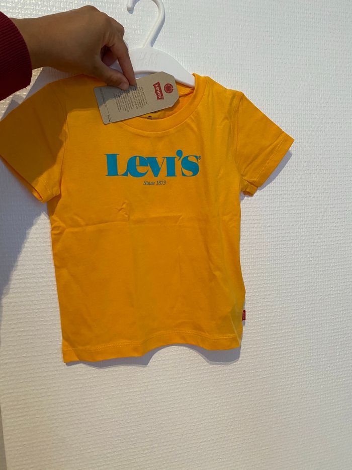 T shirt levis - photo numéro 3