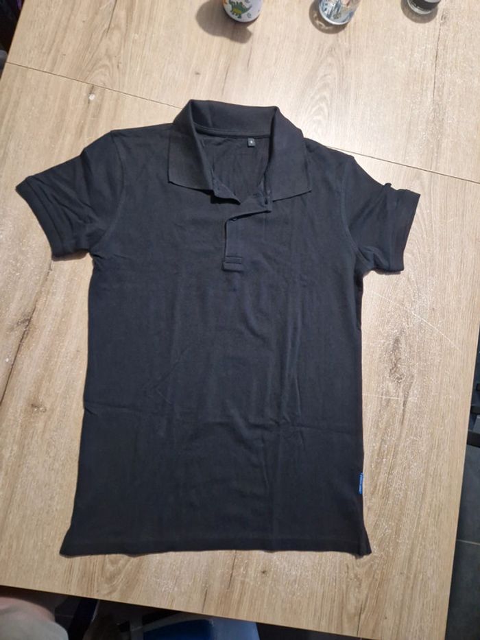 Polo noir