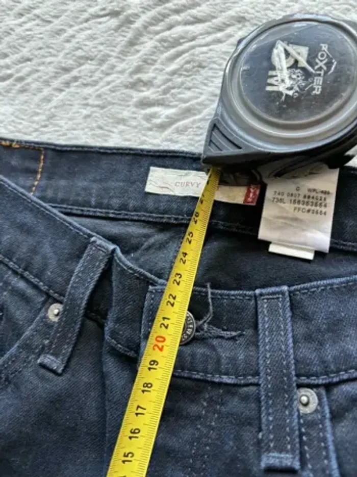 Jean Levi’s Curvy Cut bootcut évasé femme Noir US 8M / FR 38-40 Rare modèle US 2000s y2k - photo numéro 17