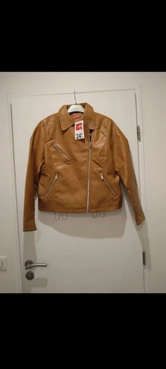 Veste neuve taille 42