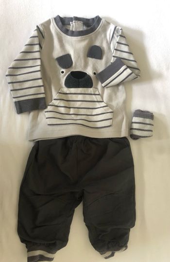 Ensemble + chaussettes assorties taille 6 mois