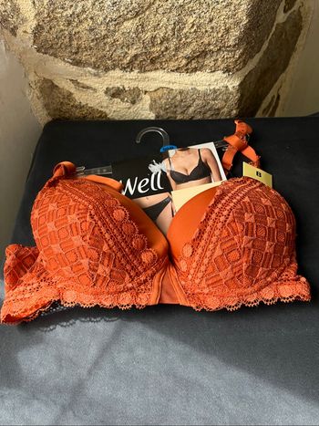 Soutien gorge Well 90B neuf