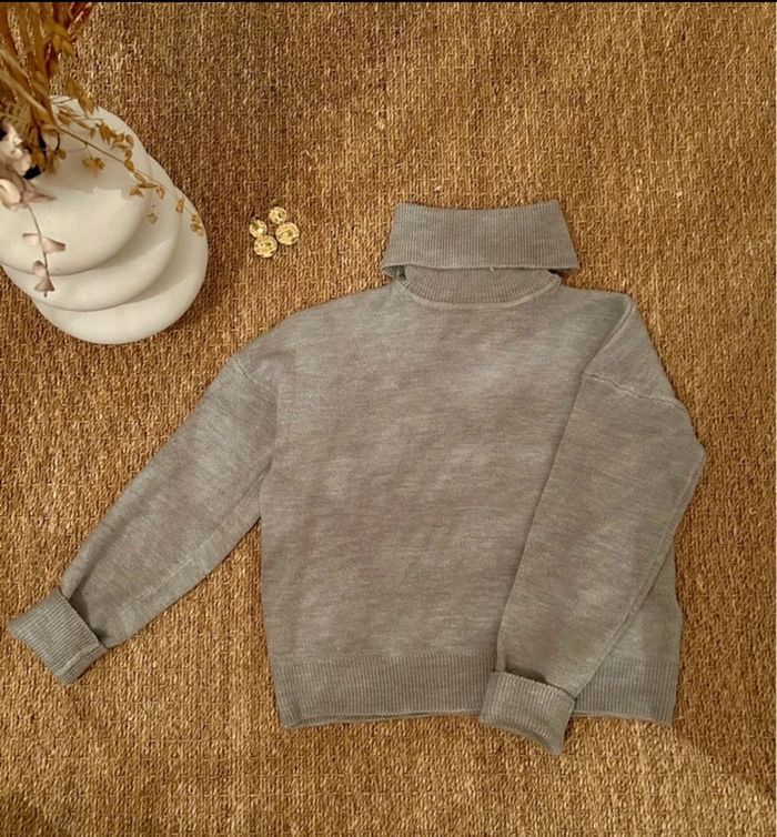 Pull col roulé gris
