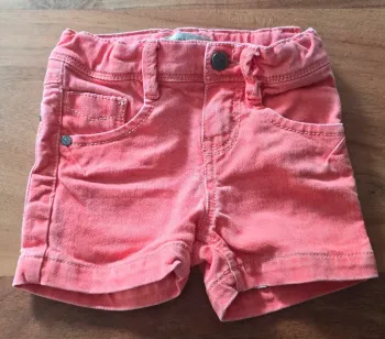 Short Burberry Taille 9 mois
