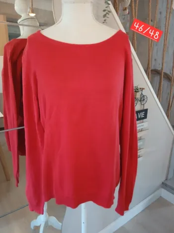 Pull rouge