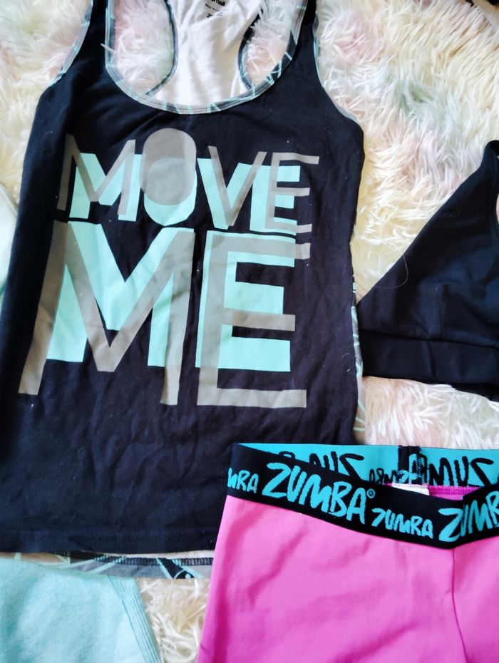 Lot Zumba S short débardeur brassière ensemble - photo numéro 9