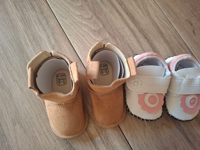 Lot 2 paires de chaussures bébé fille fleur rose - photo numéro 2