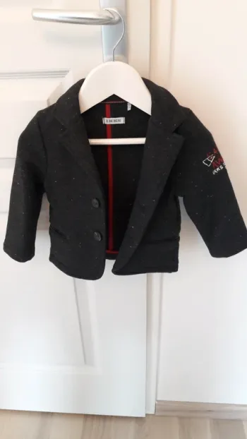 Veste noire IKKS garçon 12M neuve