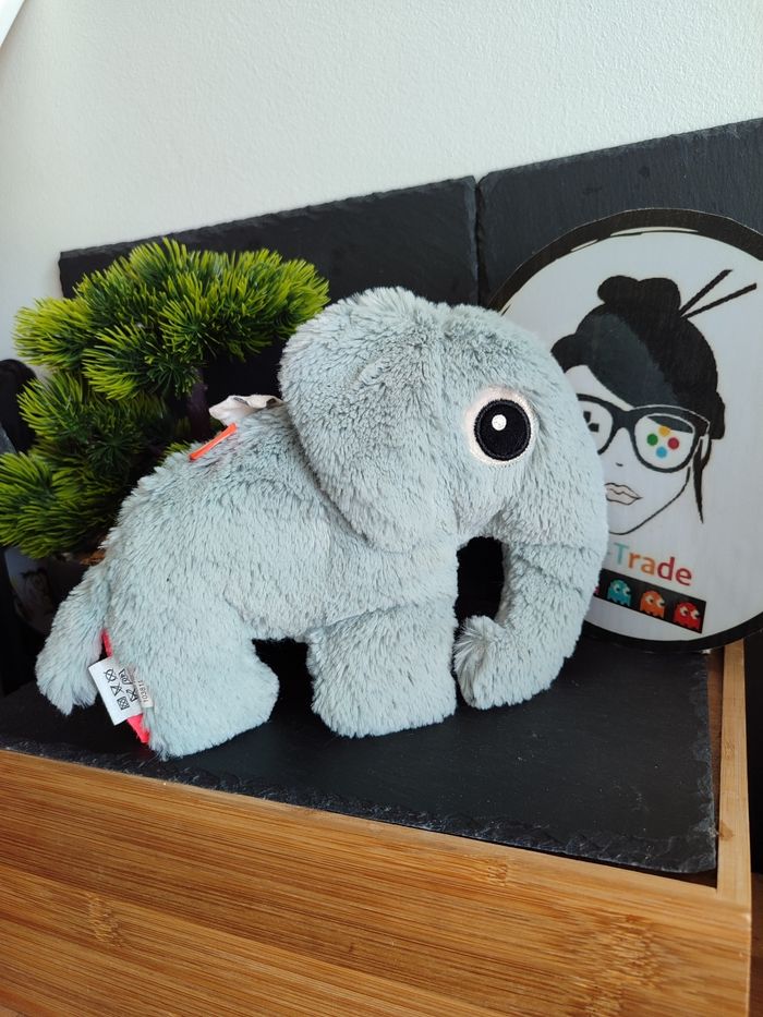 doudou peluche éléphant elphee done by deer gris bleu plat Vert Noir DD003197