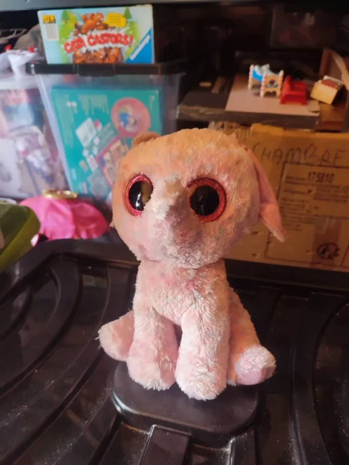 Peluche gros yeux éléphant